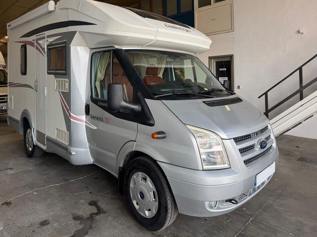 Ford Transit Challenger Genesis 32 2.2d 140 2010 — Autocaravana de ocasión en Cerdanyola del Vallés, Barcelona