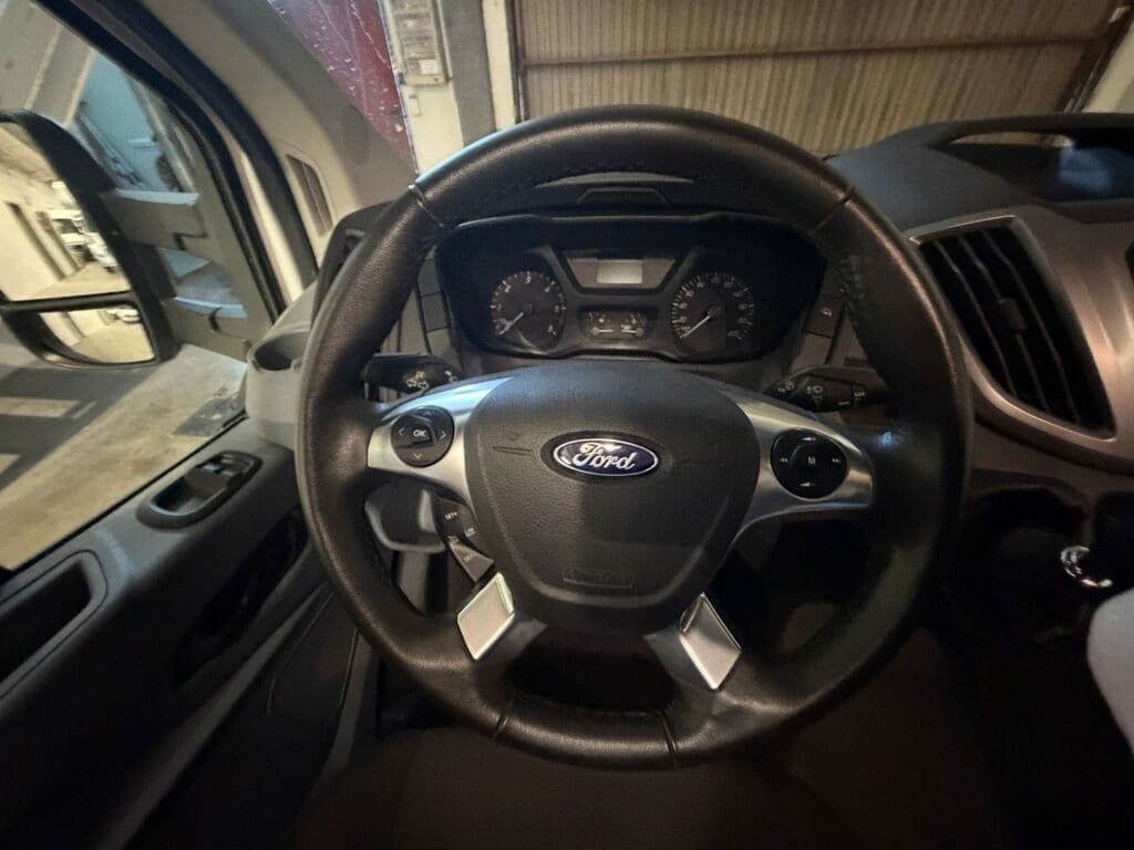 Ford Transit Benimar Tessoro 440 UP 2.0d 130 foto 6