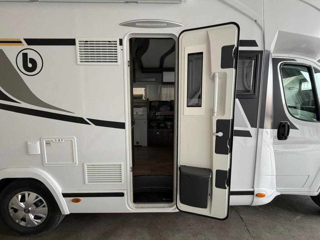 Fiat Ducato Benimar Tessoro 497 2.2d 140 foto 21