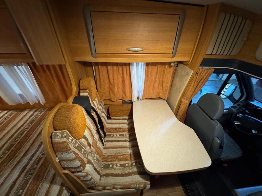Ford Chausson Flash 02 2.2d 130 foto 11