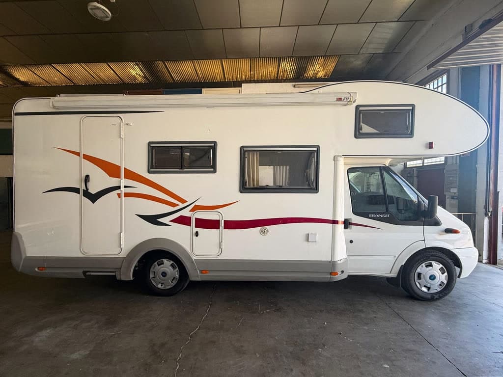 Ford Transit Euramobil 2.2 TDCi 130 6 plazas 2007 — Autocaravana de ocasión en Barcelona