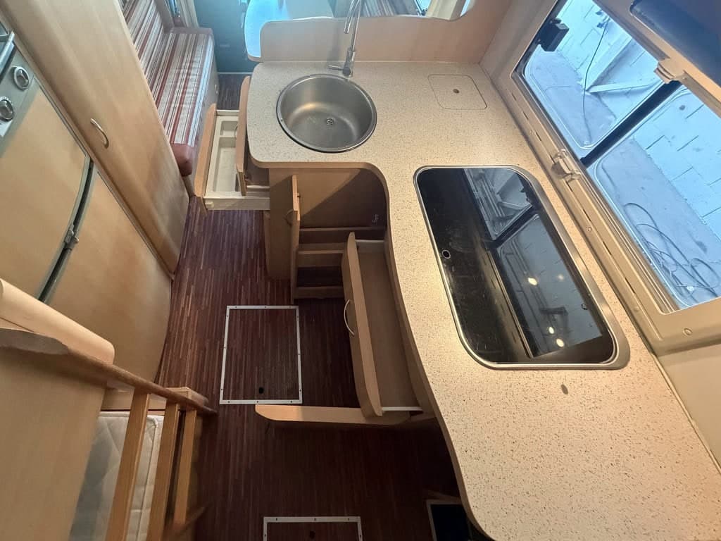 Eura Mobil Profila - foto 16
