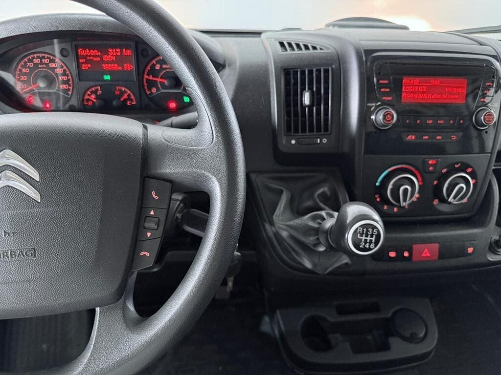 citroen-jumper-timanfaya-l3h2-20-bluehdi-140-3-plazas-008.jpg