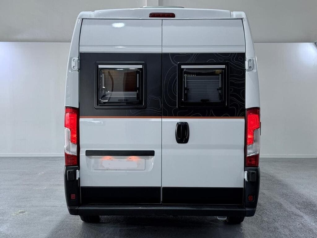 citroen-jumper-timanfaya-l3h2-20-bluehdi-140-3-plazas-039.jpg