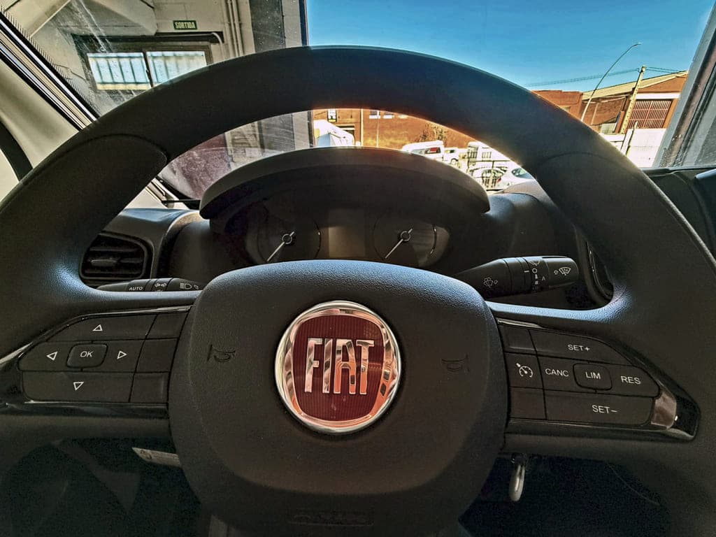 fiat-ducato-benimar-mileo-m268-22d-140-4-plazas-006.jpg