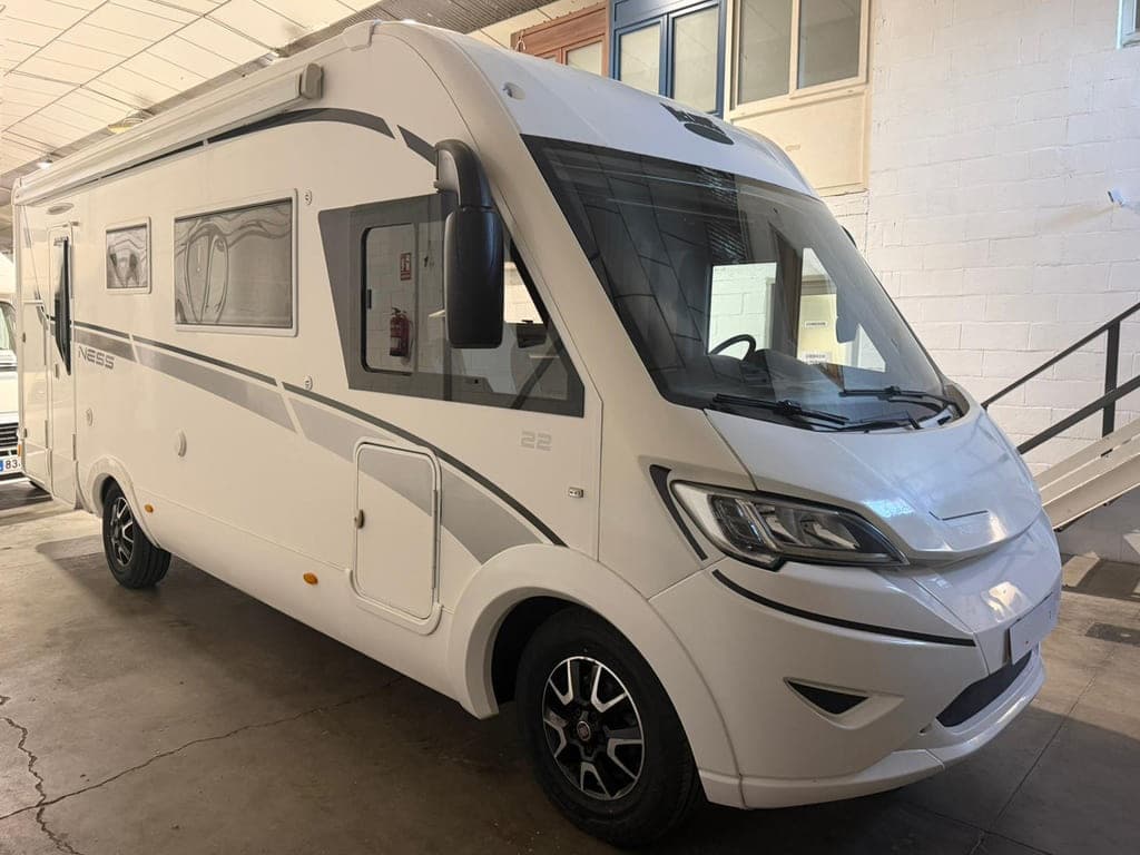 FIAT Ducato McLouis Gold Ness 22 2016 — Autocaravana de ocasión en Barcelona