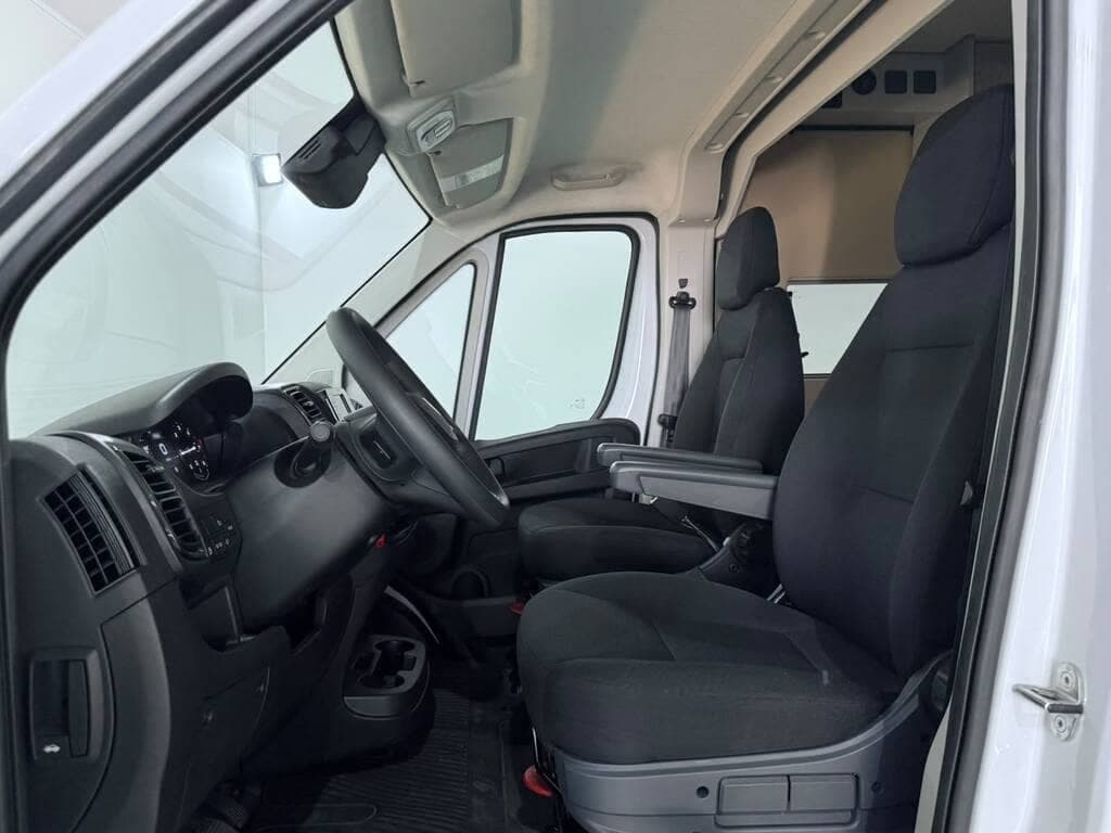 Peugeot Boxer - foto 14